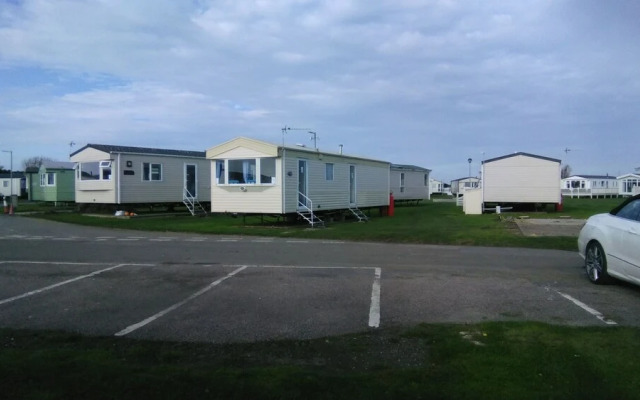 Arizona Family and Dogs Welcome Caravan 3 Bedrooms