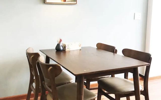 2232 Sea View Apartment