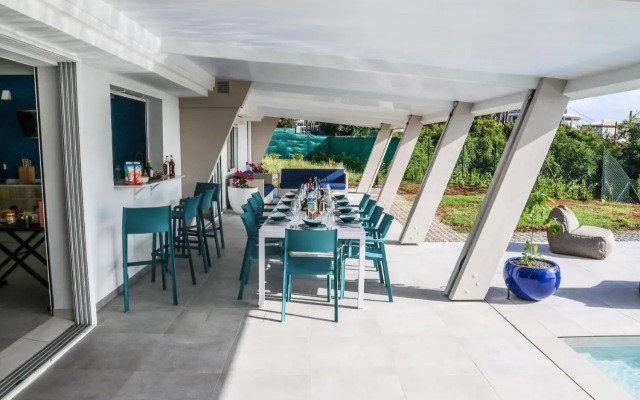 Villa 5* avec piscine et vue mer exceptionnelle