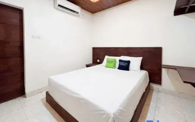 Urbanview Hotel Arta Guna Casa 2