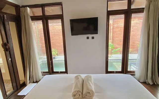 Chrome Hotel & Resort