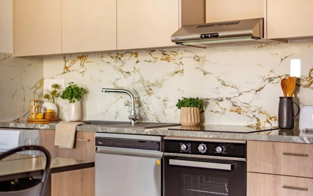 Sanders River Plaza Limassol Apartment