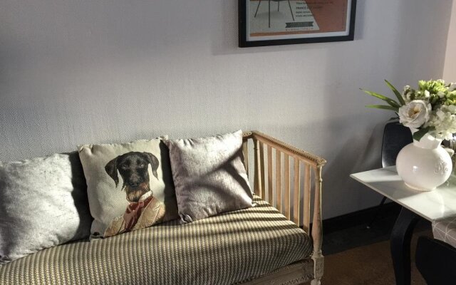 B&B D&F Suites Brussels