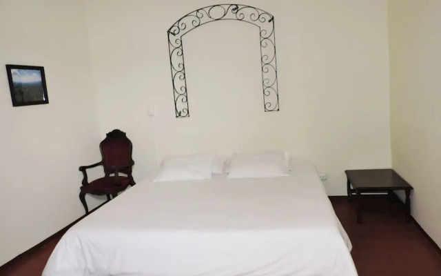 Golden Frog Mountain Hostel