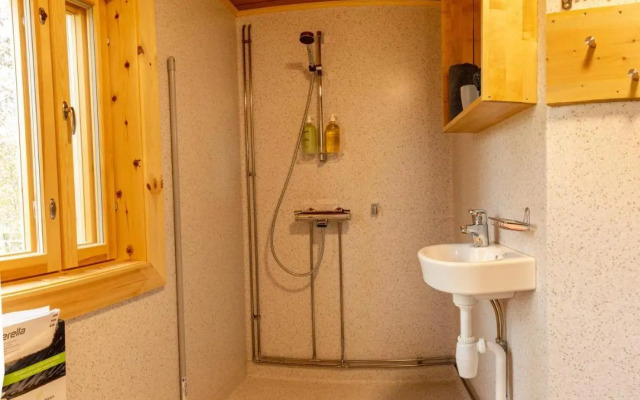 VESI - The White Blue Wilderness Lodge