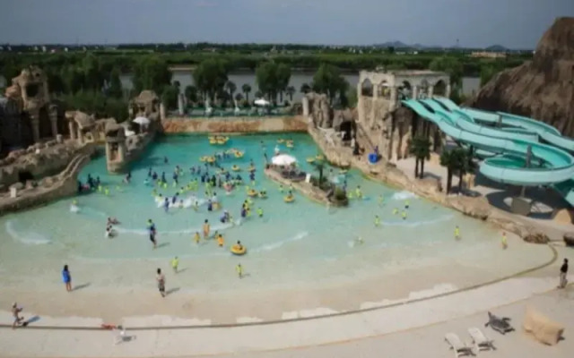 Sun Island Resorts