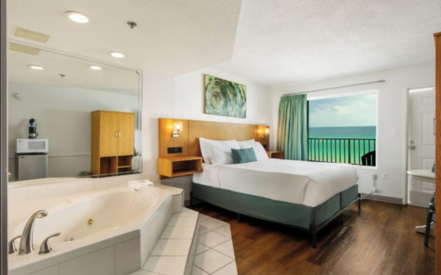 Beachcomber Beachfront Hotel, a By The Sea Resort