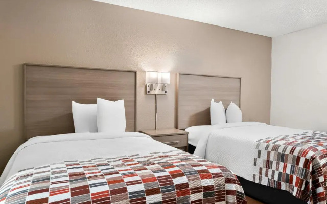 Red Roof Inn Auburn Hills