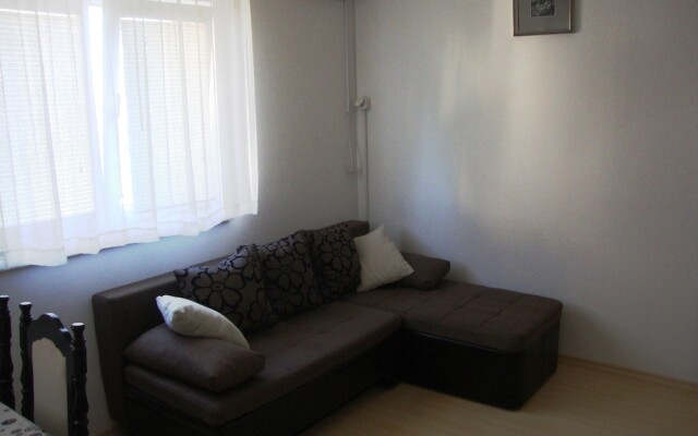 Adria Sun Apartments & More