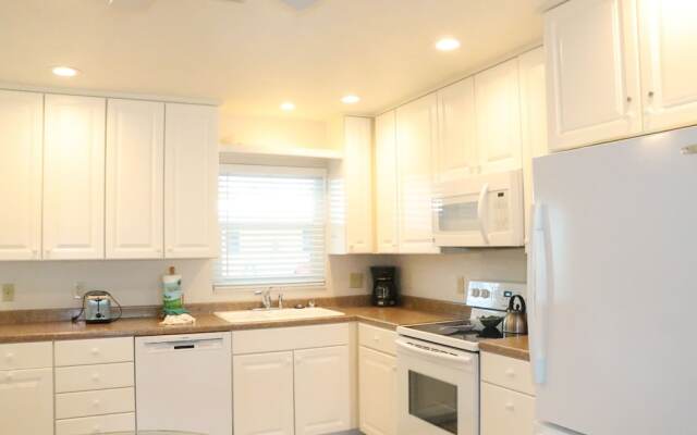 Jamaica Royale 086 - 2 Br Condo