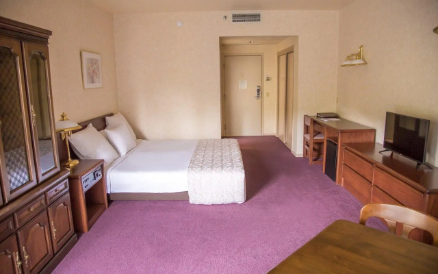 Santa Hotel