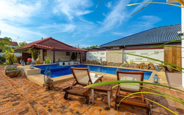 Tropical 6 Bedroom Villa Sanctuary