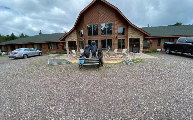 Boulder Bear Motor Lodge