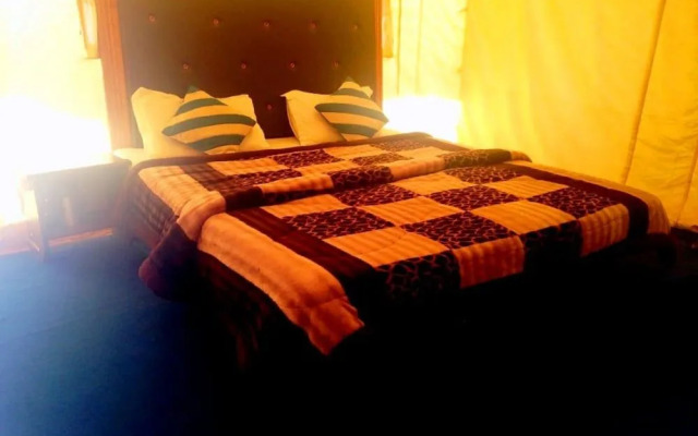 TIH Desert Oasis Camp - Hunder