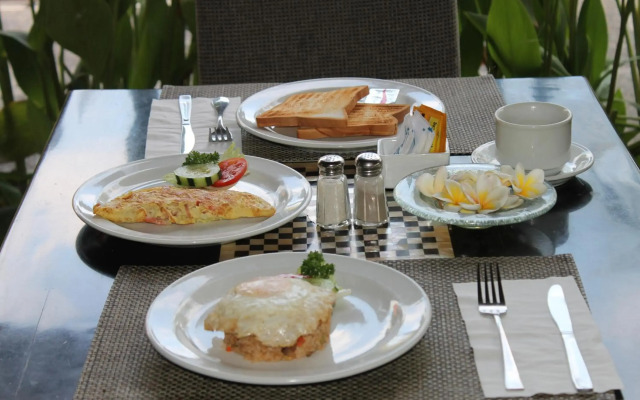 Adi Dharma Hotel Legian
