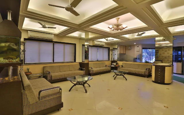 Capital O 1338 Hotel Harmony