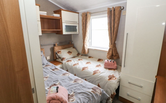 No 8 Hillcote Lodge