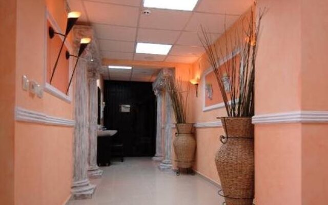 Cantilena Hotel