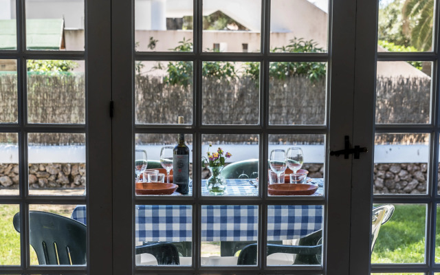 Apartamentos Las Brisas I & II