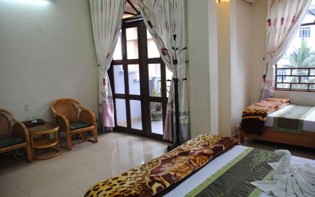 Sunny B Hotel