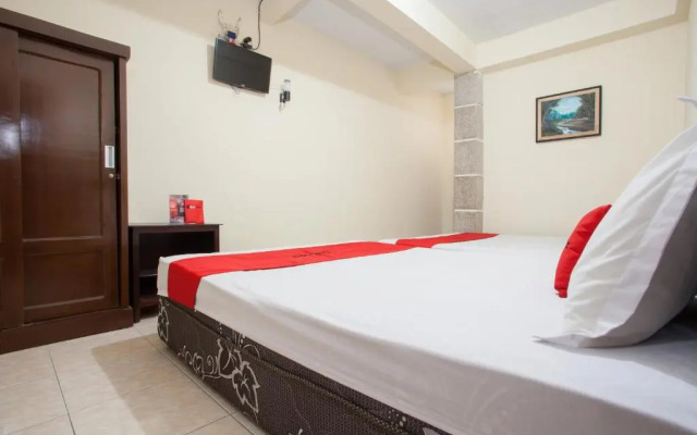 OYO 90240 Pandan Inn Guest House Batu