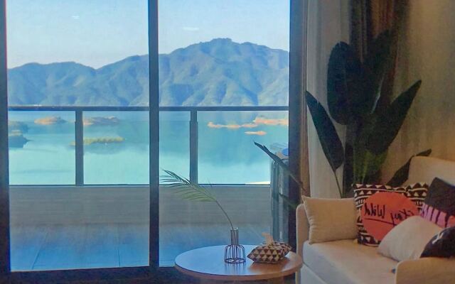 Thousand Islands Lakeview Apartment