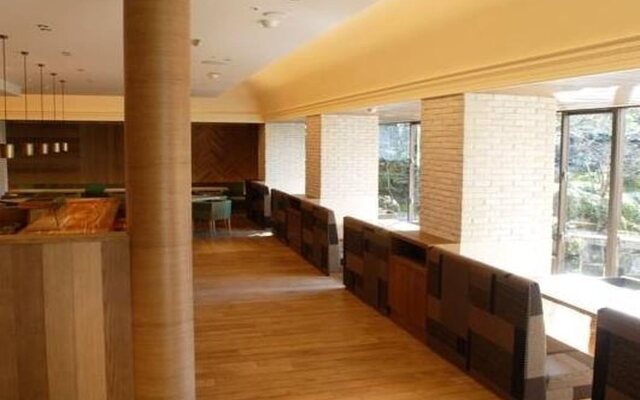 Gosho Nishi Kyoto Heian Hotel