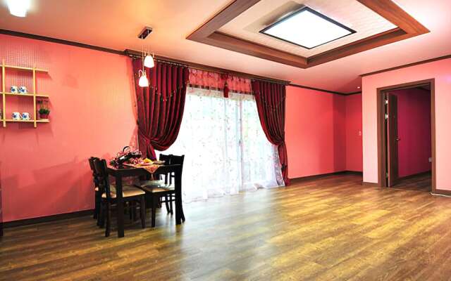 Gapyeong Pooky Glamping Pension