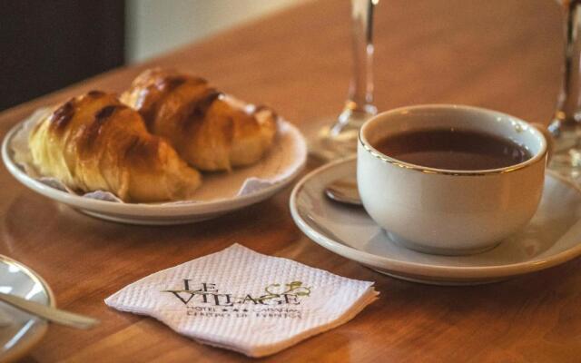 Hotel y Cabañas Le Village