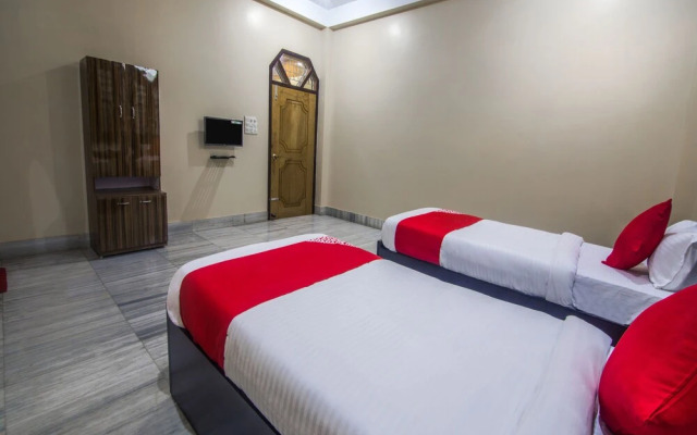 OYO 12808 Victoria Villa
