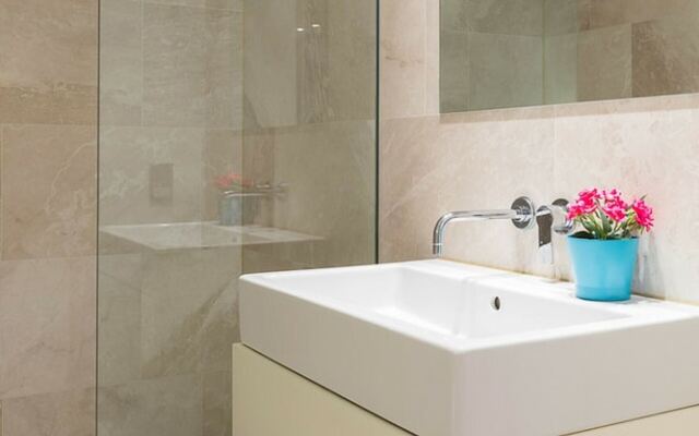 Bloom Field Court Apartments