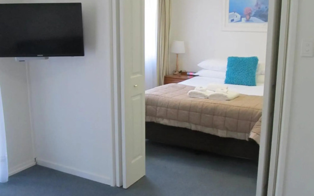 Costa D'ora Apartments