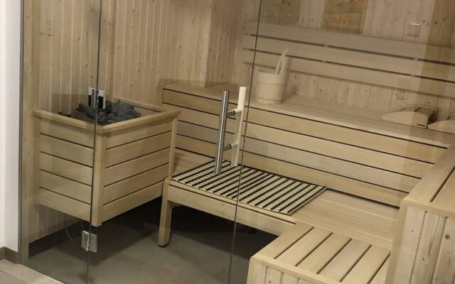 Chalet in Muehlbach am Hochkoenig With Sauna