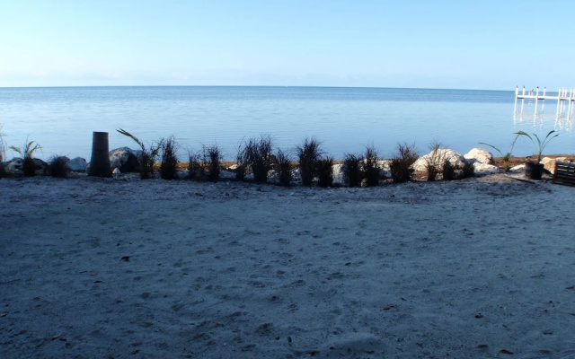 Barnacle Resort