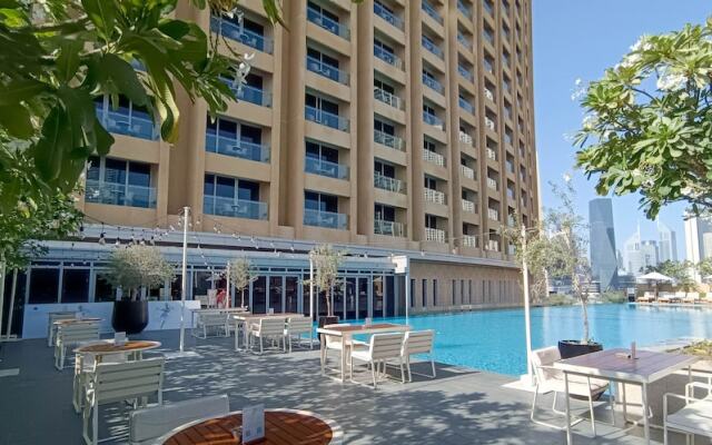 Lux The Address Dubai Mall Suite