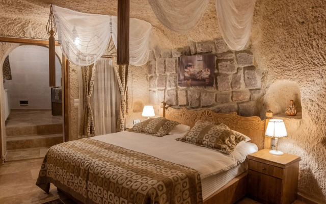 Grand Elite Cave Suites