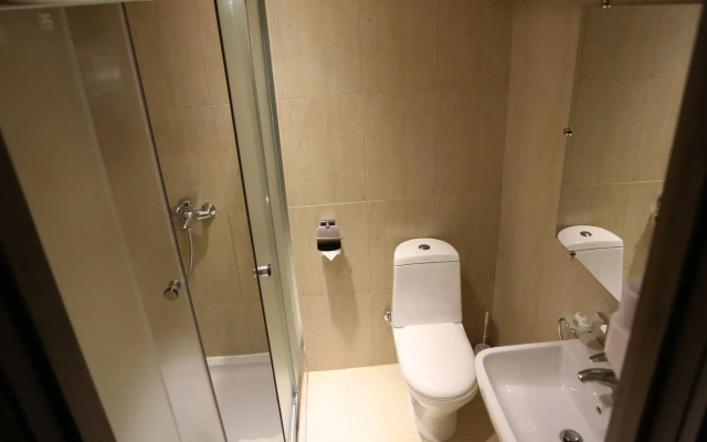 New Nairi Hotel