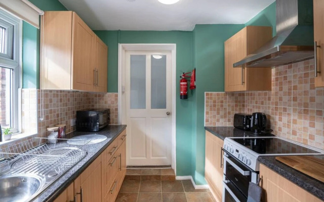Gateshead-sleeps 6-free Parking