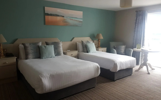 Causeway Hotel