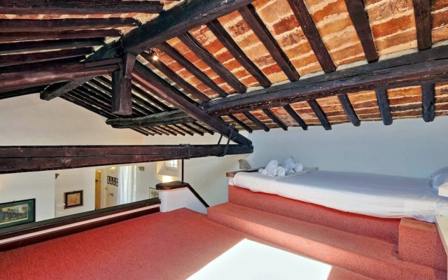 Piazza Navona Contemporary Luxury Terrace - HOV 51584