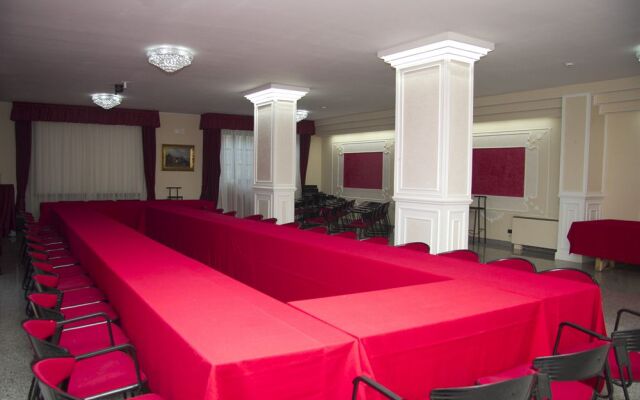 Green Park Hotel