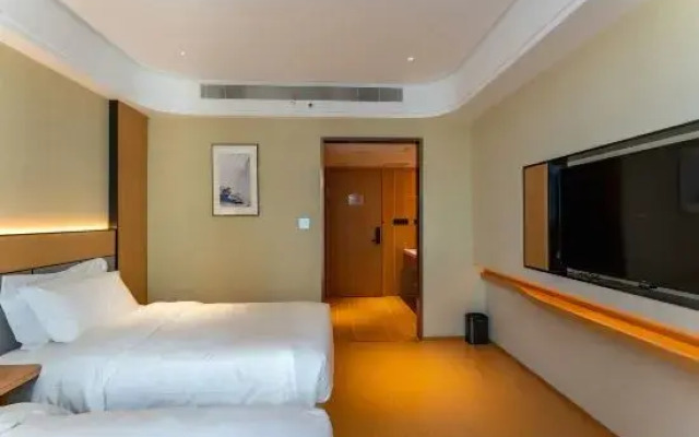 18 Degrees Residence Future Hotel