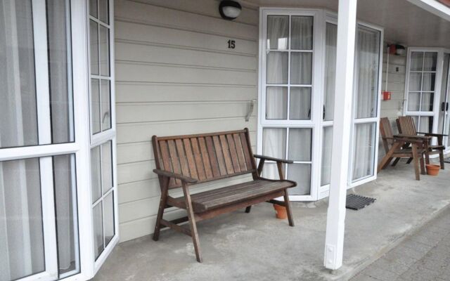 Settlers Motor Lodge