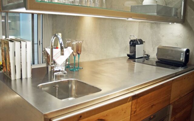 My Space Barcelona Pool City Center