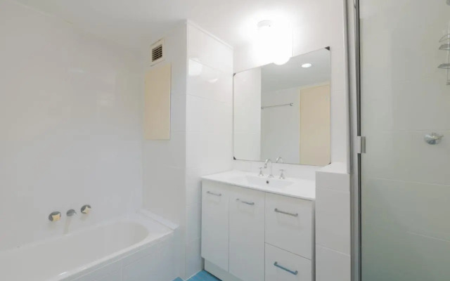 Seaspray U4, 21 Warne Tce