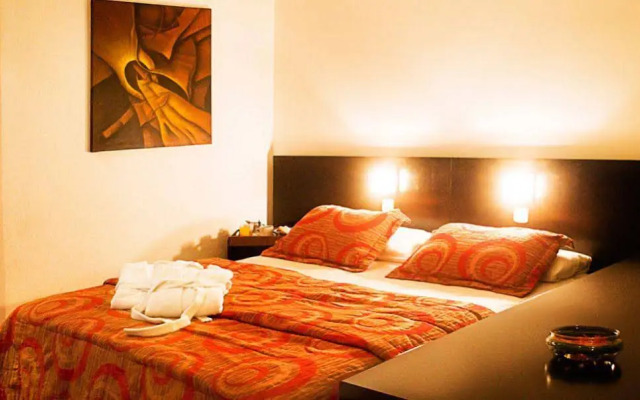 Urquiza Apart Hotel & Suites