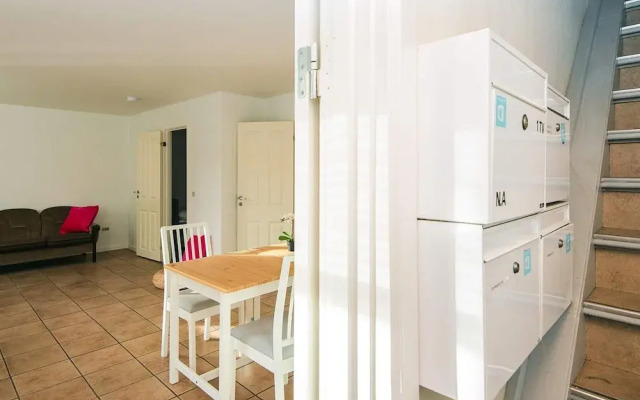 Apartment, 250m From Coast