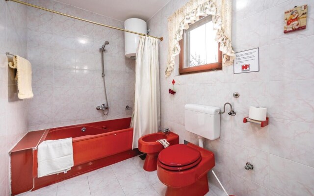 Awesome Home in Labin With 4 Bedrooms and Outdoor Swimming Pool