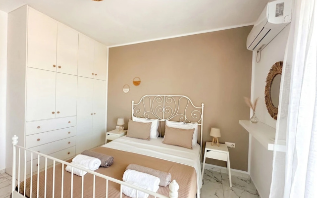Design Villa With Private Pool and sea View