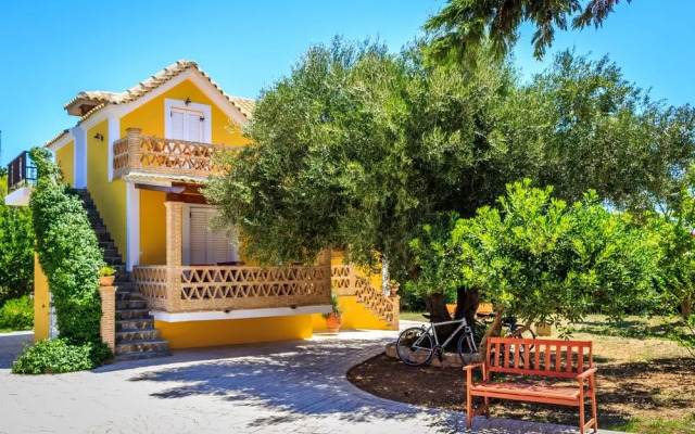 Porto Gerakas Villas & Apartments